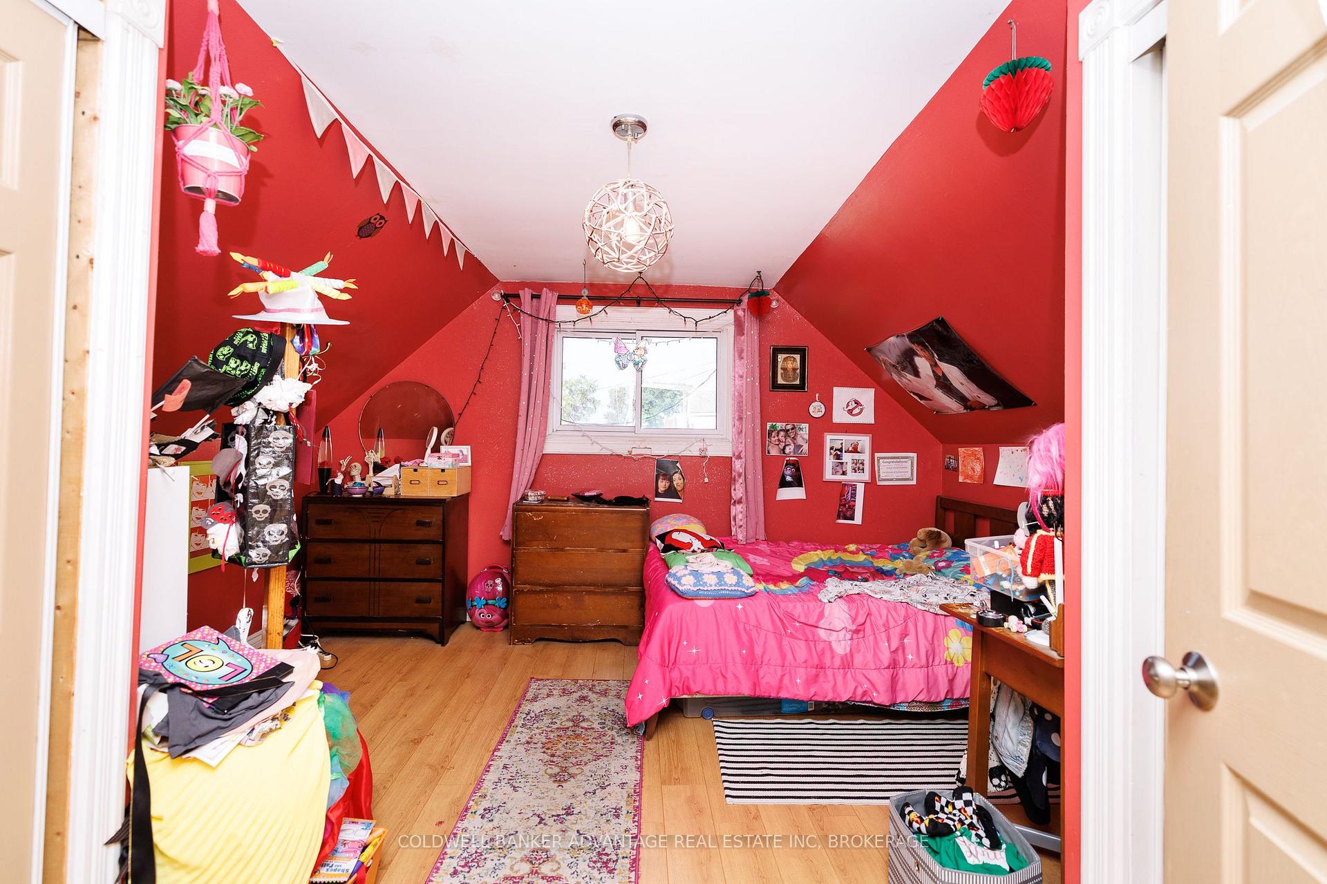 Photo 18 of 418 McAlpine Avenue N, Welland, Welland Downtown — HOMEH