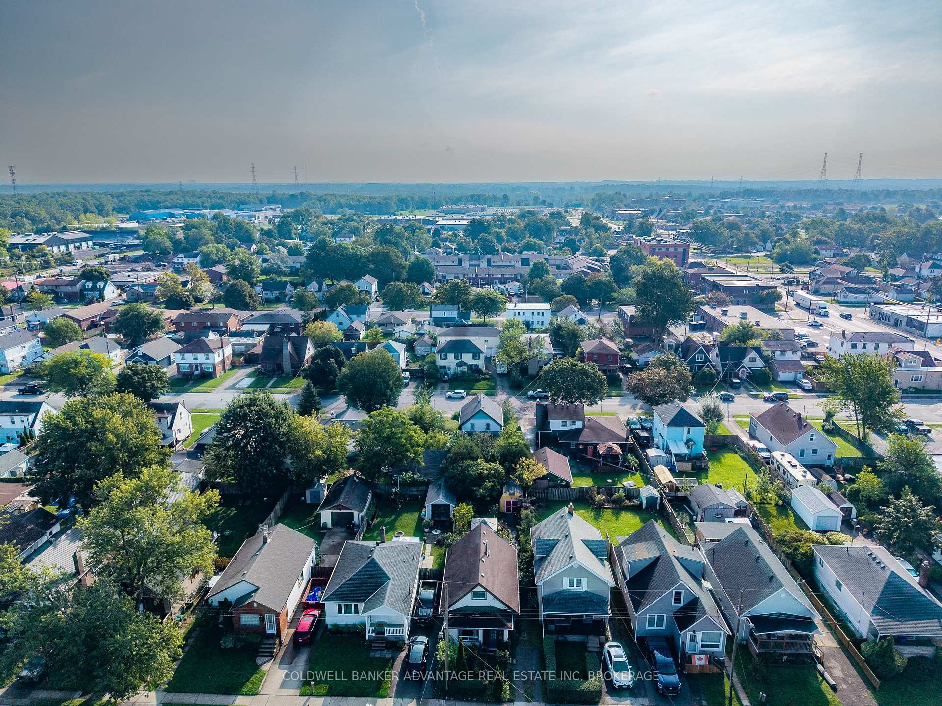 Photo 30 of 418 McAlpine Avenue N, Welland, Welland Downtown — HOMEH