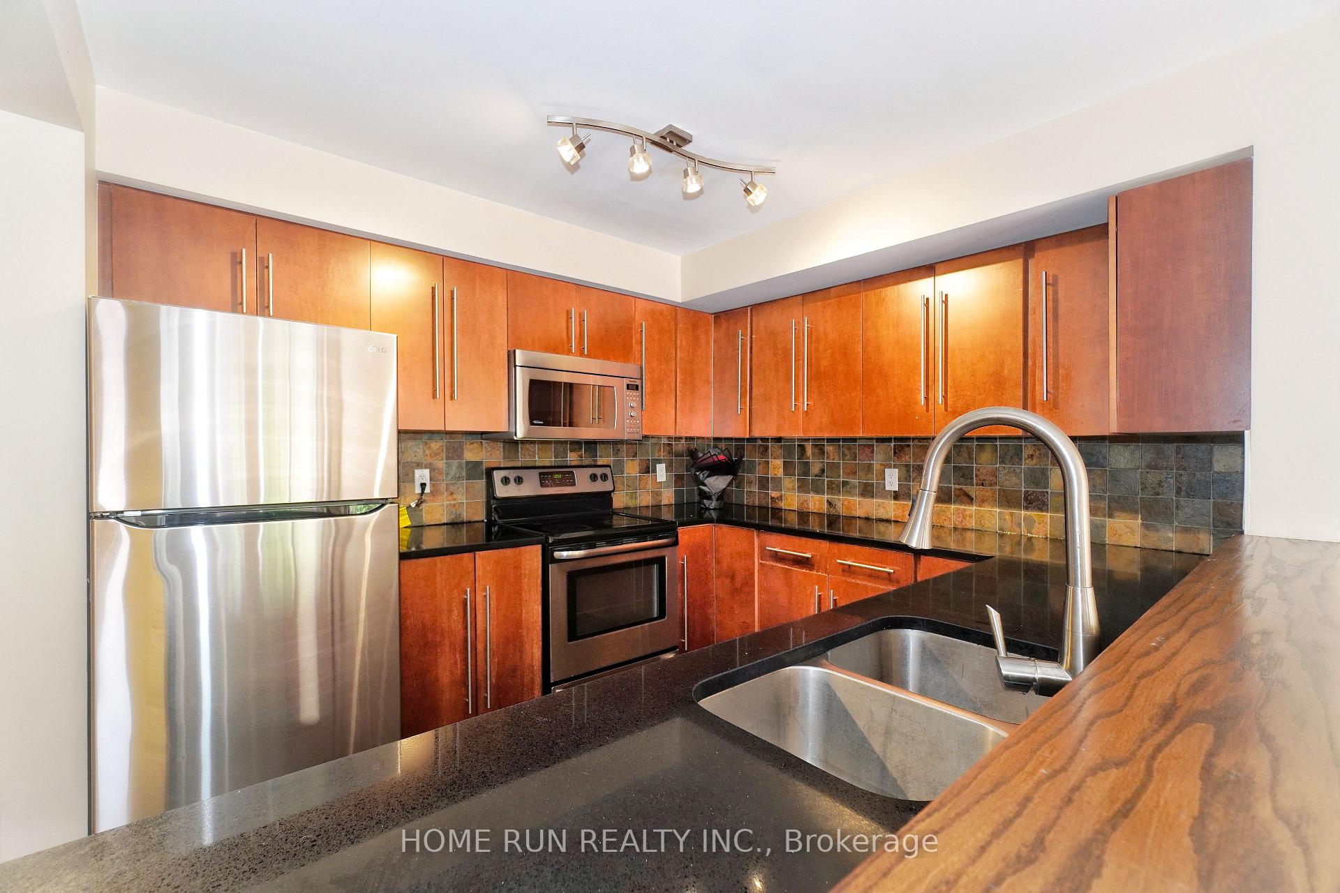 Photo 11 of 292 Freedom Private, Ottawa, Riverview Park — HOMEH