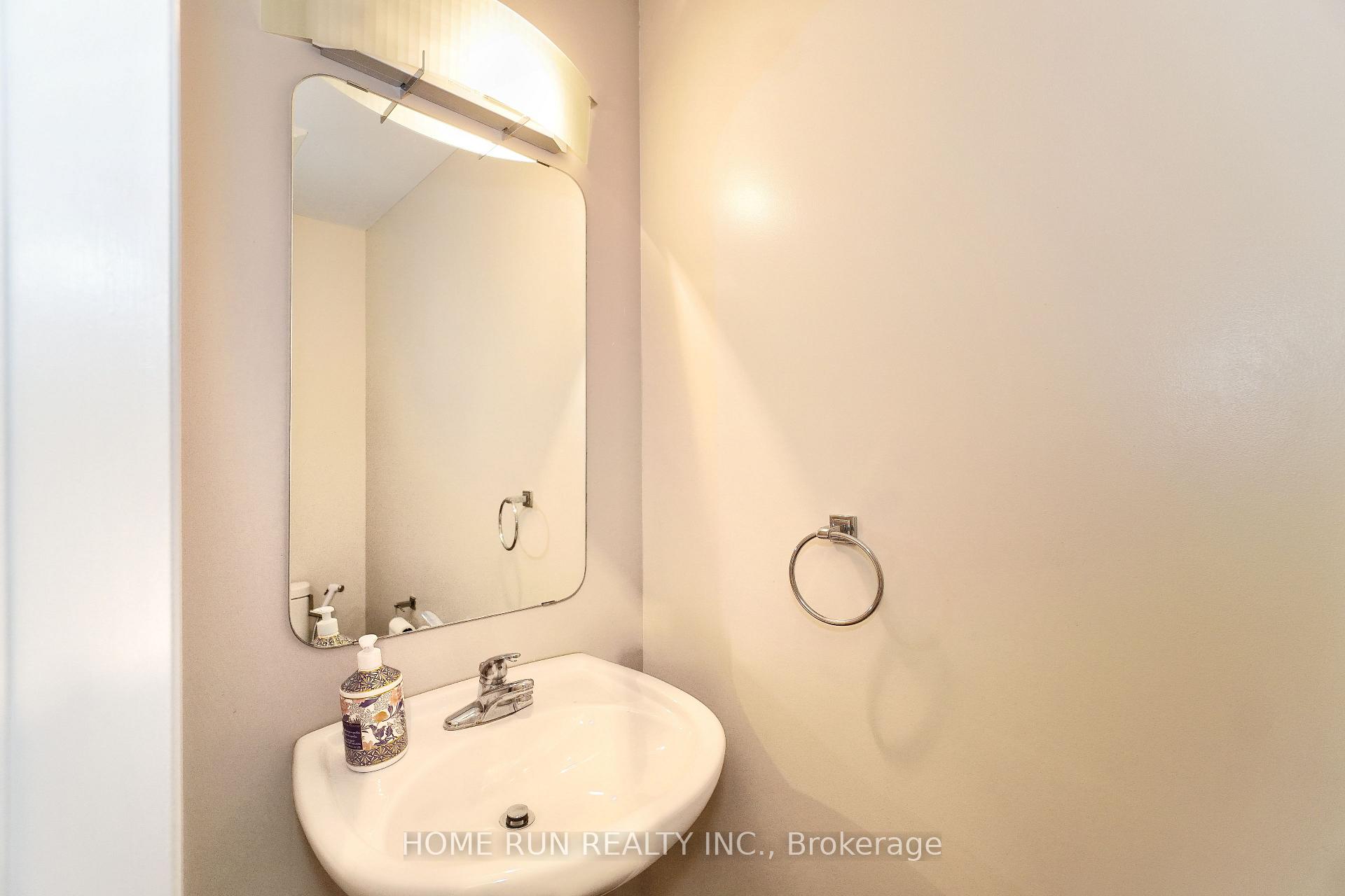 Photo 16 of 292 Freedom Private, Ottawa, Riverview Park — HOMEH