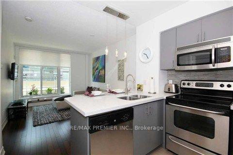 Photo 8 of Unit 605, 8 Scollard Street S, Toronto, The Annex — HOMEH
