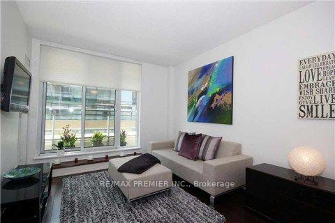 Photo 10 of Unit 605, 8 Scollard Street S, Toronto, The Annex — HOMEH