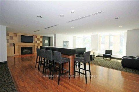 Photo 13 of Unit 605, 8 Scollard Street S, Toronto, The Annex — HOMEH