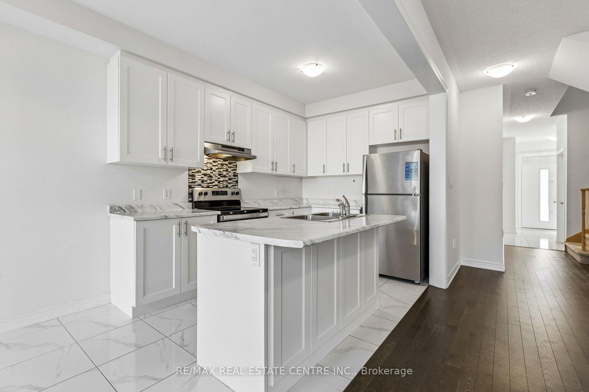 Photo 21 of 166 Deerpath Drive, Guelph, Willow West/Sugarbush/West Acres — HOMEH