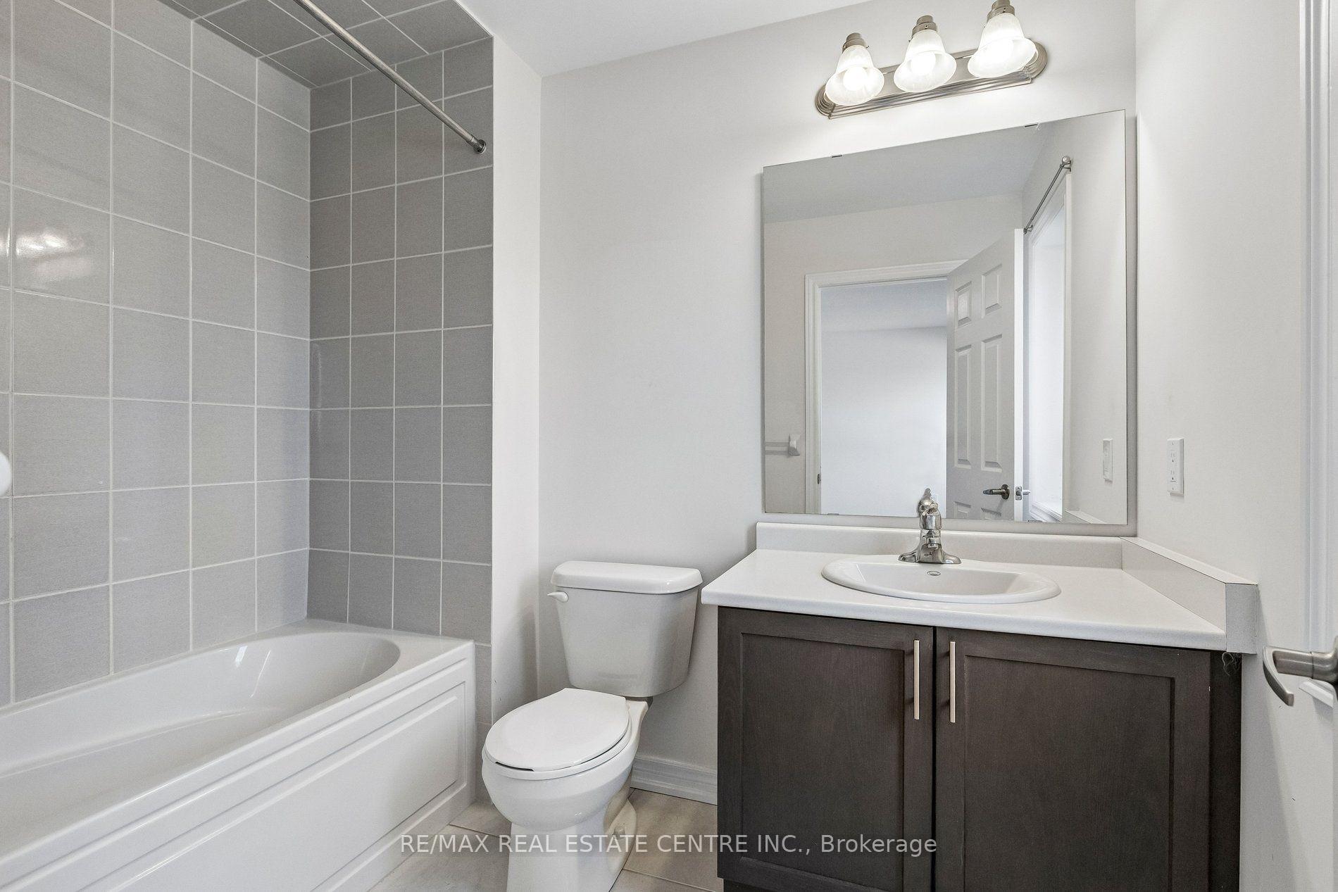 Photo 33 of 166 Deerpath Drive, Guelph, Willow West/Sugarbush/West Acres — HOMEH