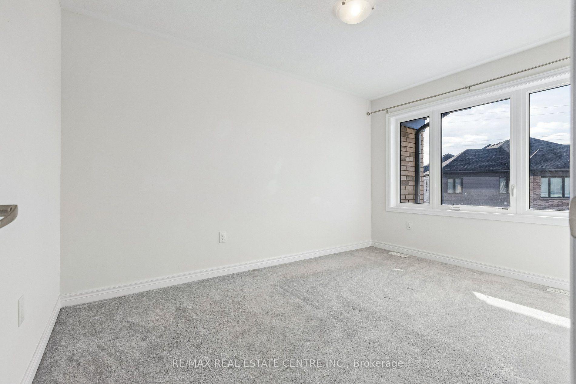 Photo 36 of 166 Deerpath Drive, Guelph, Willow West/Sugarbush/West Acres — HOMEH