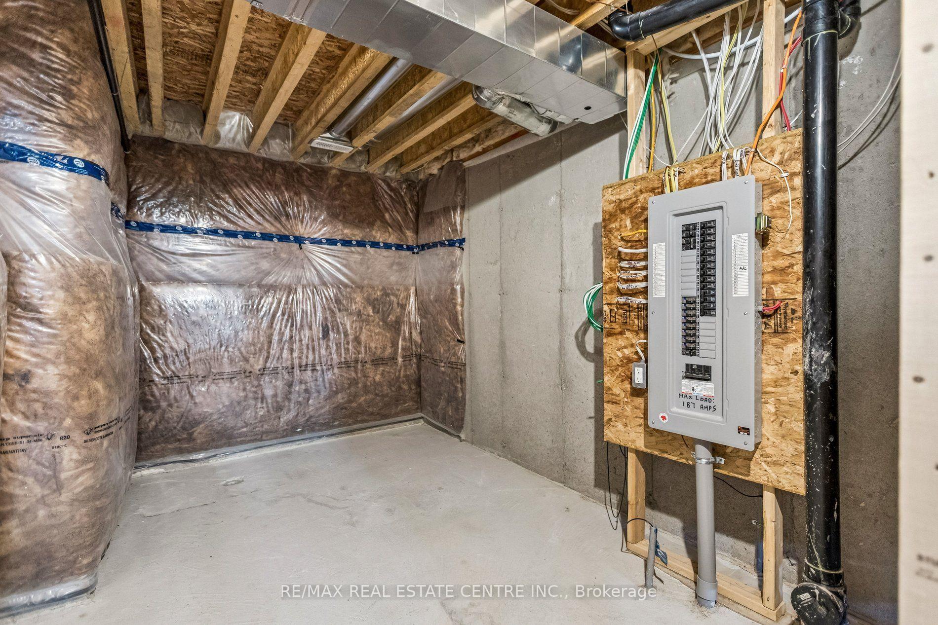 Photo 49 of 166 Deerpath Drive, Guelph, Willow West/Sugarbush/West Acres — HOMEH