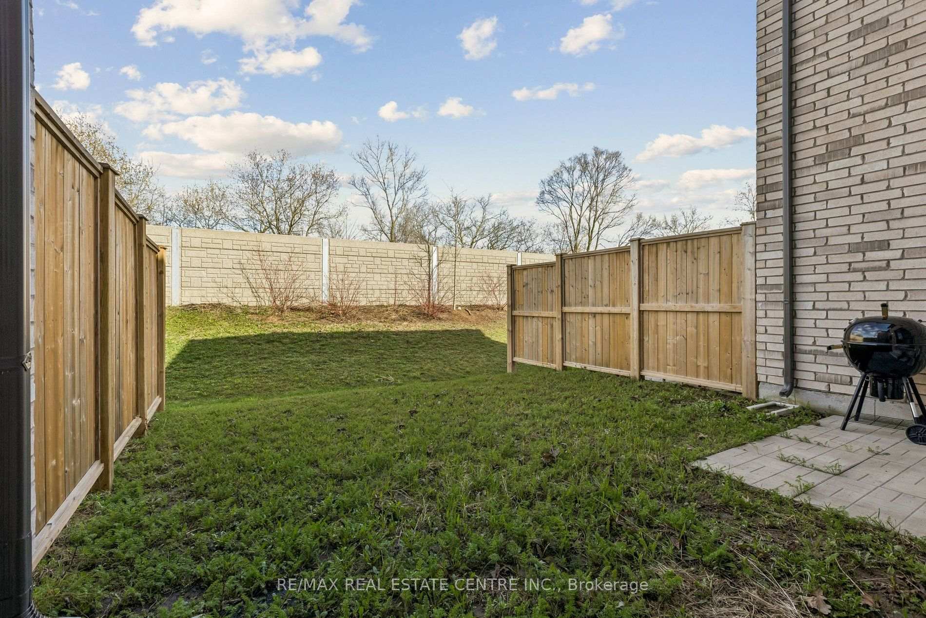 Photo 51 of 166 Deerpath Drive, Guelph, Willow West/Sugarbush/West Acres — HOMEH