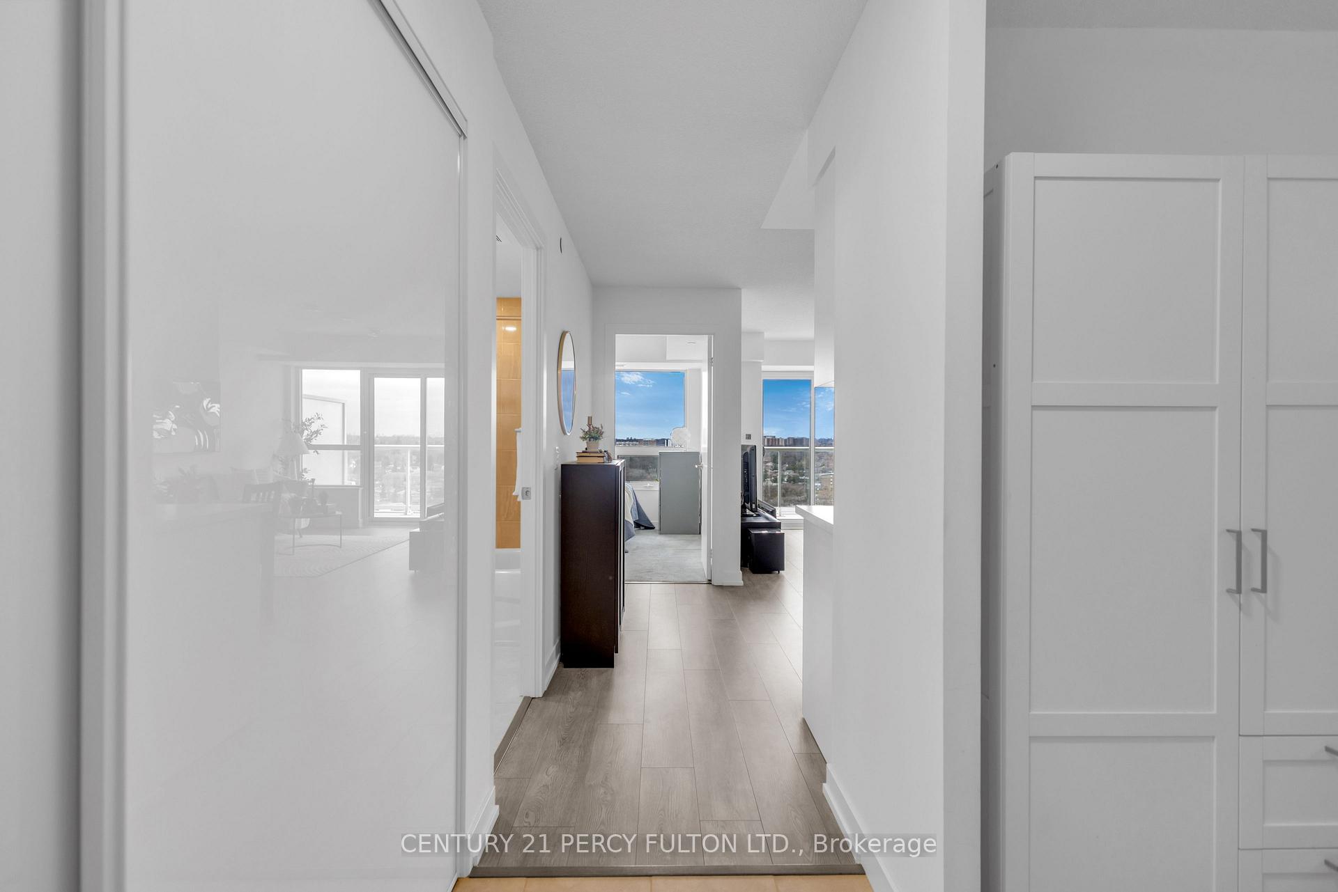 Photo 8 of Unit 1704, 10 Wilby Crescent, North York, Weston — HOMEH