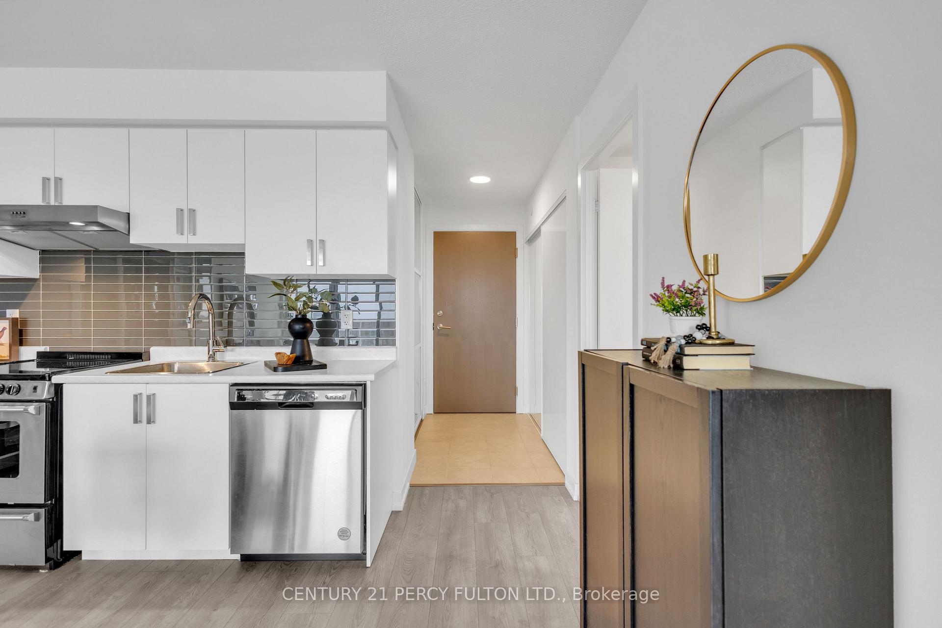 Photo 9 of Unit 1704, 10 Wilby Crescent, North York, Weston — HOMEH