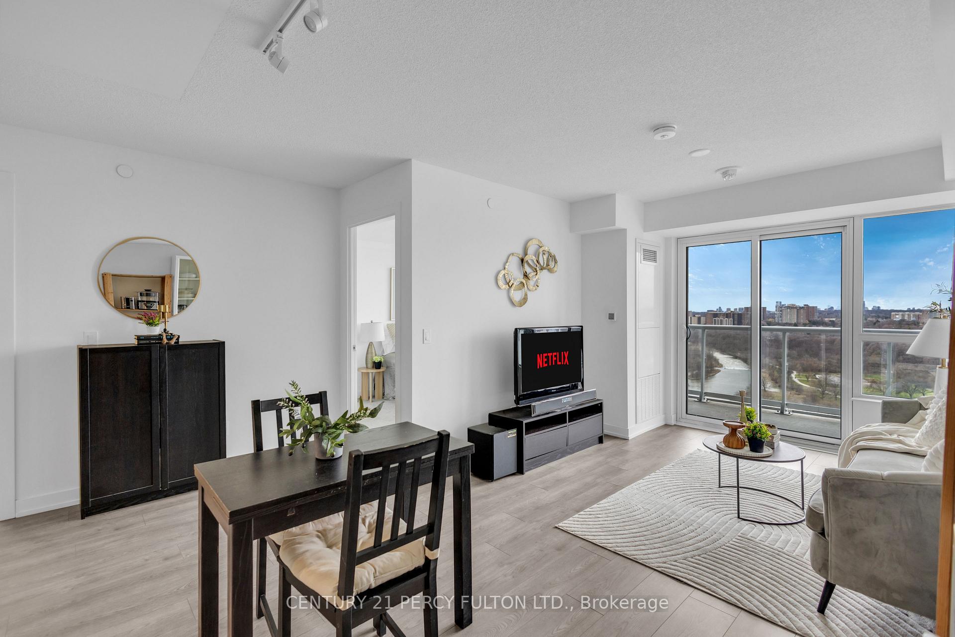 Photo 13 of Unit 1704, 10 Wilby Crescent, North York, Weston — HOMEH
