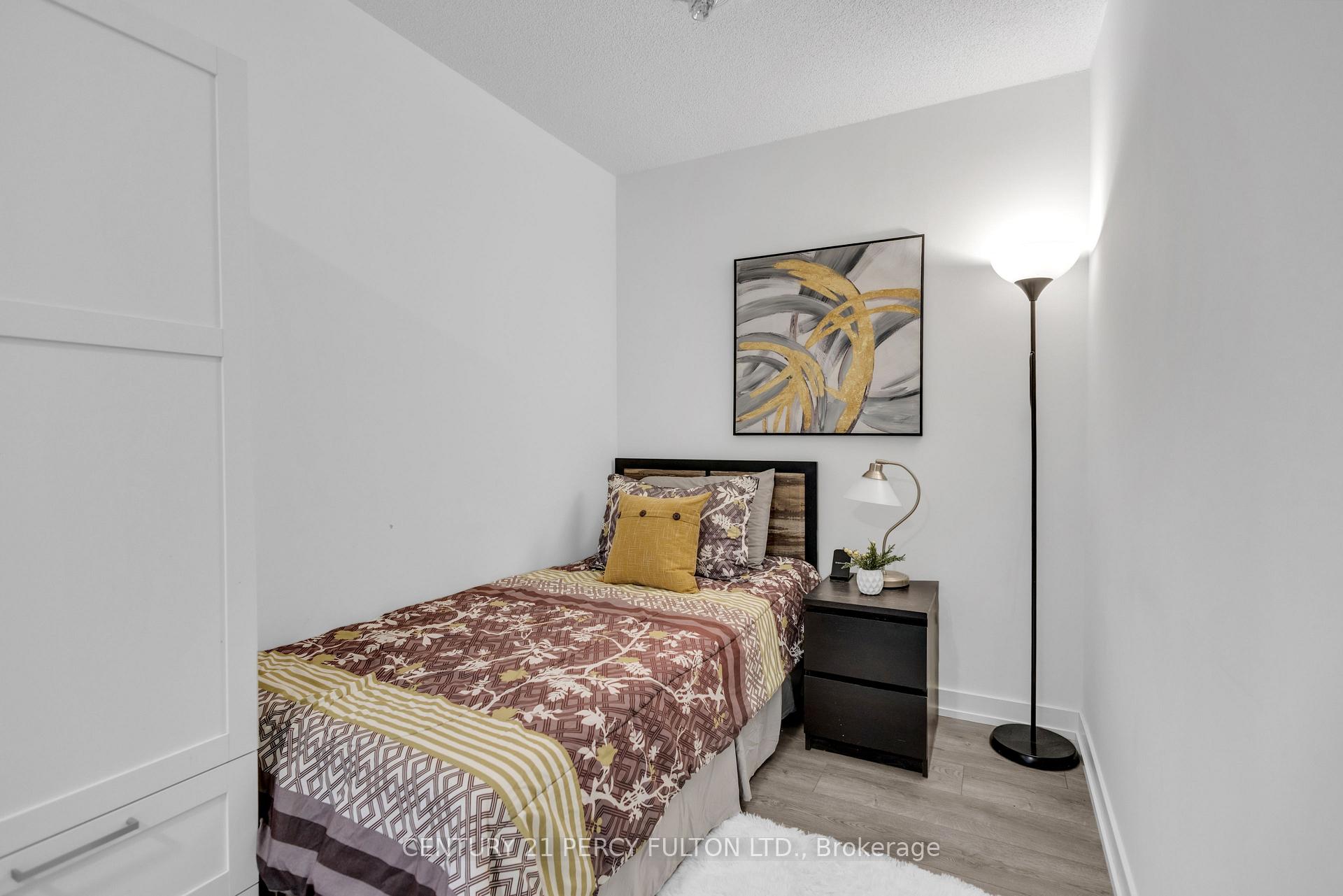 Photo 24 of Unit 1704, 10 Wilby Crescent, North York, Weston — HOMEH