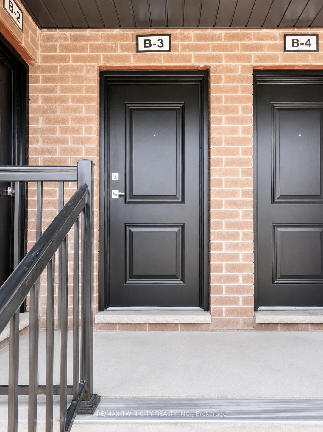 Photo 2 of Unit B3, 1331 Countrystone Drive, Kitchener, Highland West — HOMEH