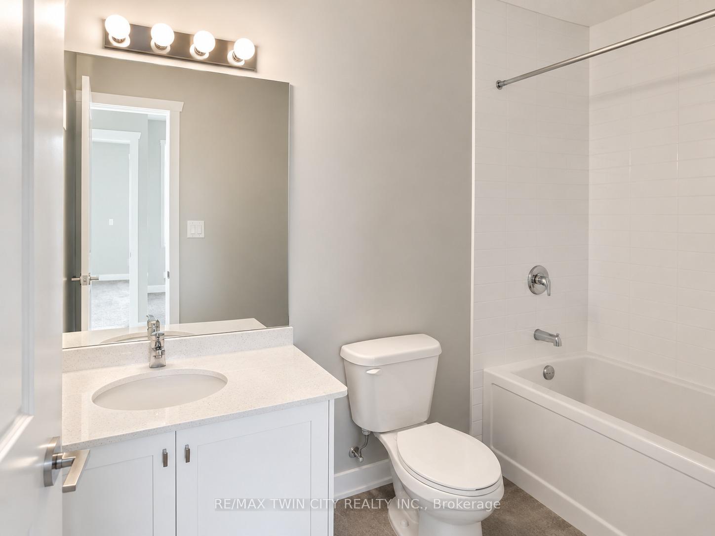 Photo 5 of Unit B3, 1331 Countrystone Drive, Kitchener, Highland West — HOMEH