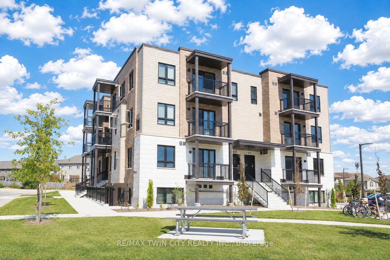 Photo 11 of Unit B3, 1331 Countrystone Drive, Kitchener, Highland West — HOMEH