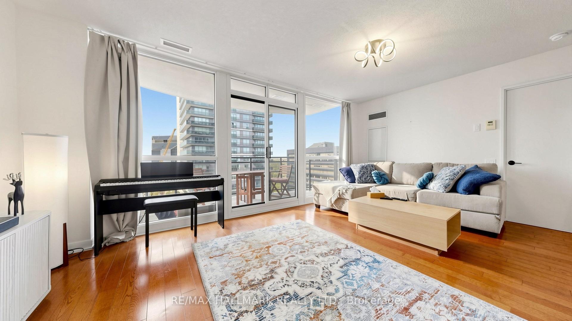 Photo 3 of Unit 2905, 33 Sheppard Avenue E, North York, Willowdale East — HOMEH