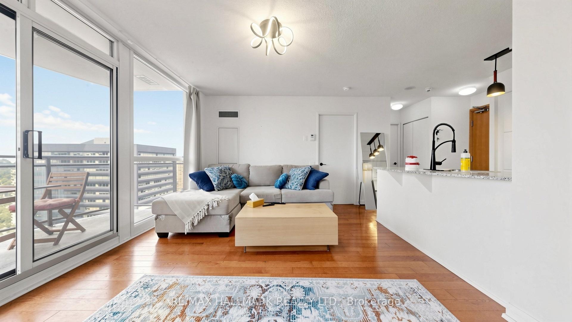 Photo 4 of Unit 2905, 33 Sheppard Avenue E, North York, Willowdale East — HOMEH
