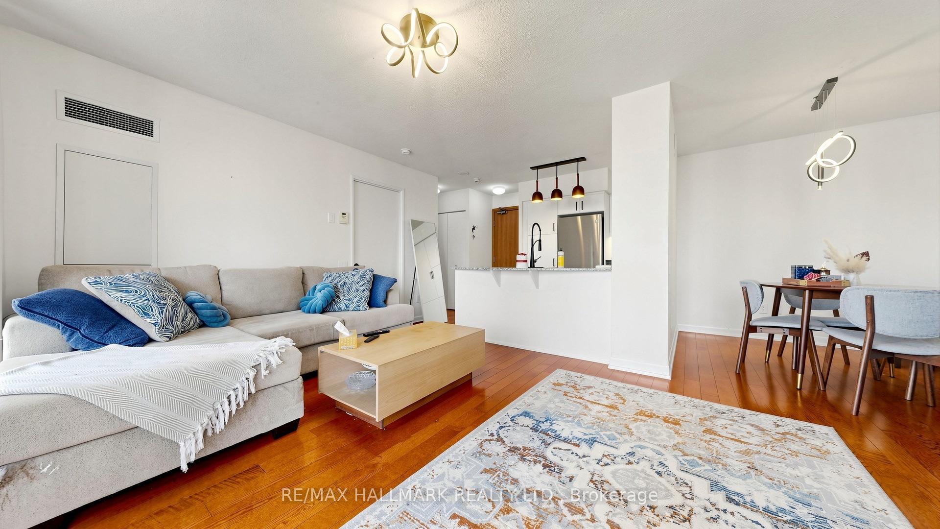 Photo 6 of Unit 2905, 33 Sheppard Avenue E, North York, Willowdale East — HOMEH