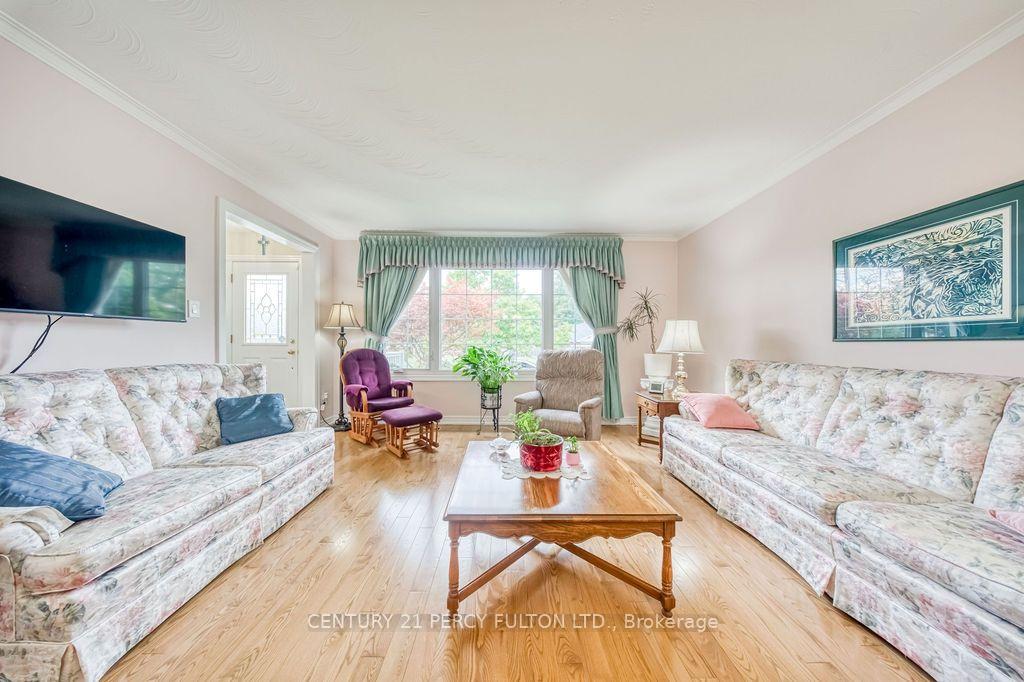 Photo 11 of 70 Limevale Crescent, Scarborough, West Hill — HOMEH