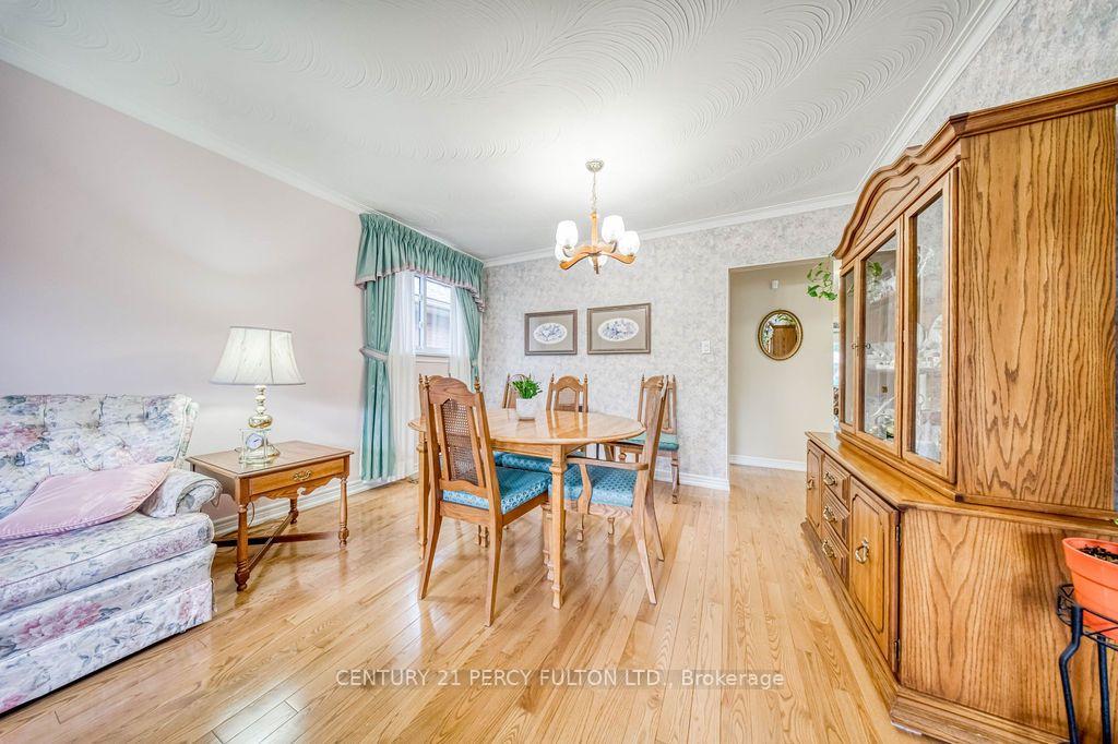 Photo 12 of 70 Limevale Crescent, Scarborough, West Hill — HOMEH