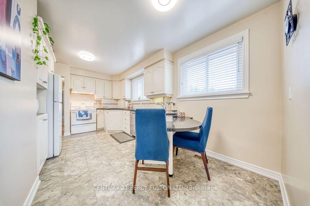 Photo 16 of 70 Limevale Crescent, Scarborough, West Hill — HOMEH
