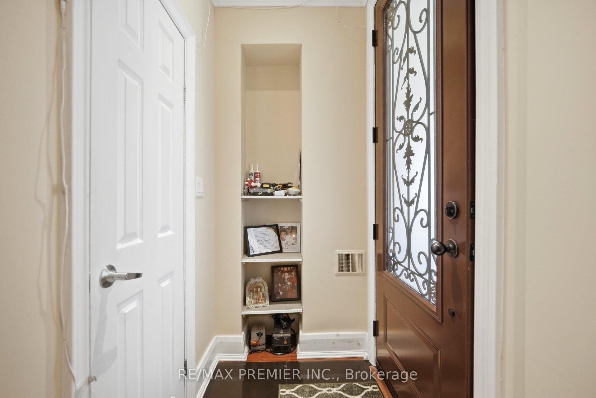 Photo 3 of 277 Old Weston Road, Toronto, Weston-Pellam Park — HOMEH