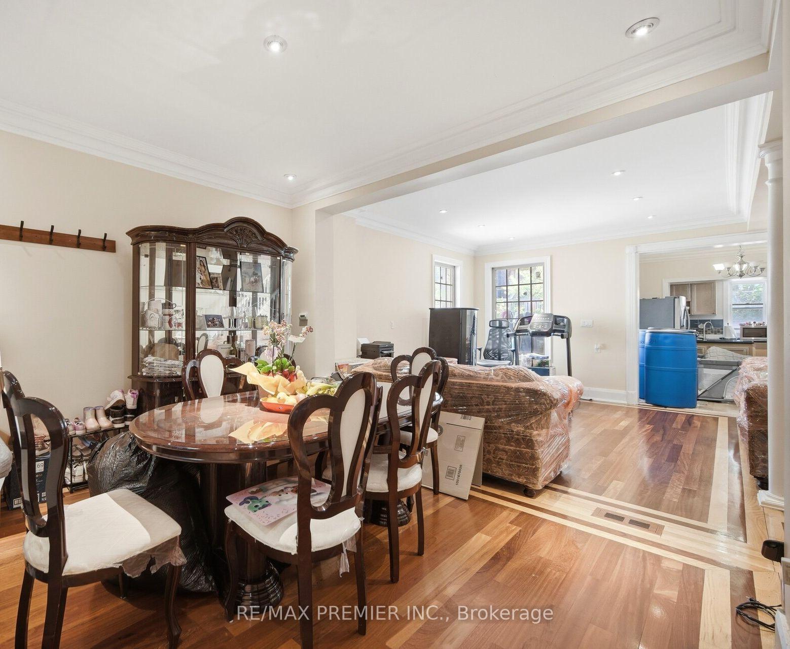 Photo 5 of 277 Old Weston Road, Toronto, Weston-Pellam Park — HOMEH