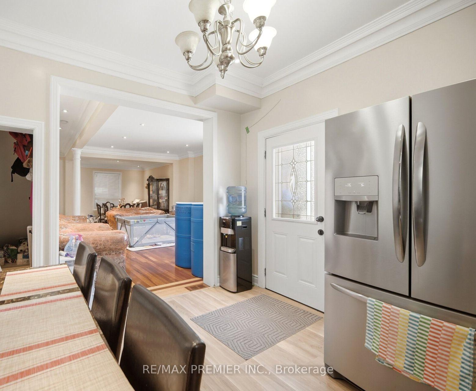 Photo 11 of 277 Old Weston Road, Toronto, Weston-Pellam Park — HOMEH