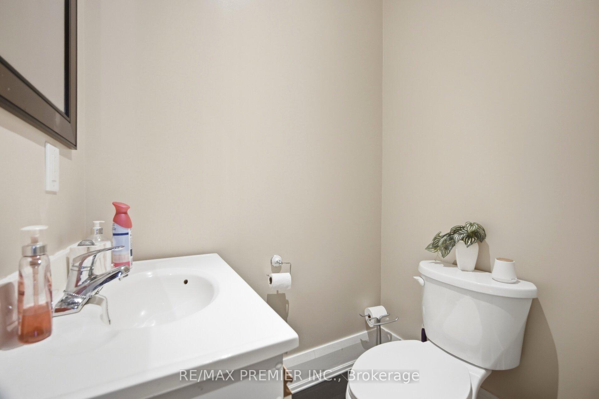 Photo 17 of 277 Old Weston Road, Toronto, Weston-Pellam Park — HOMEH