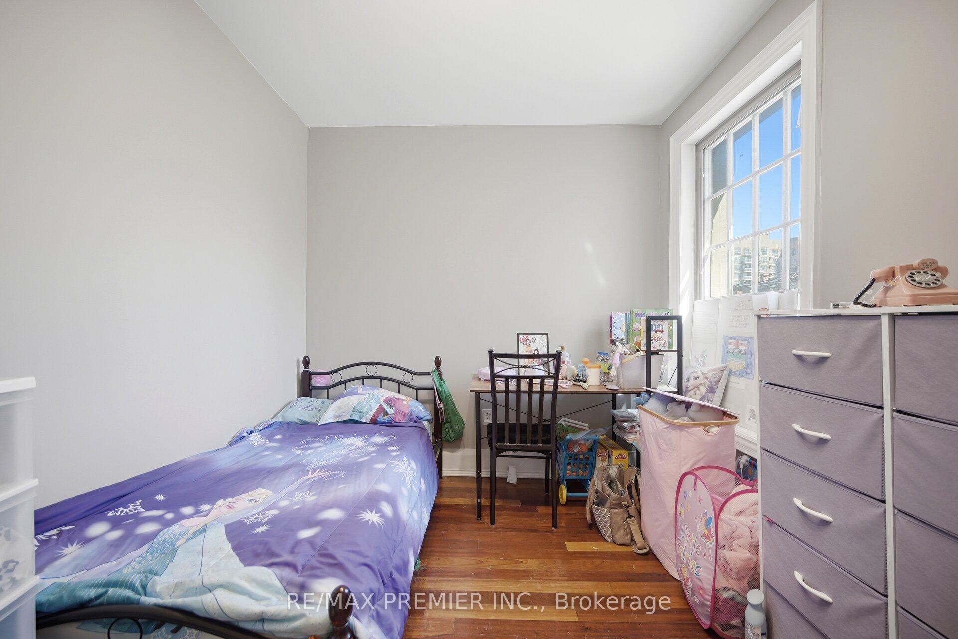 Photo 23 of 277 Old Weston Road, Toronto, Weston-Pellam Park — HOMEH