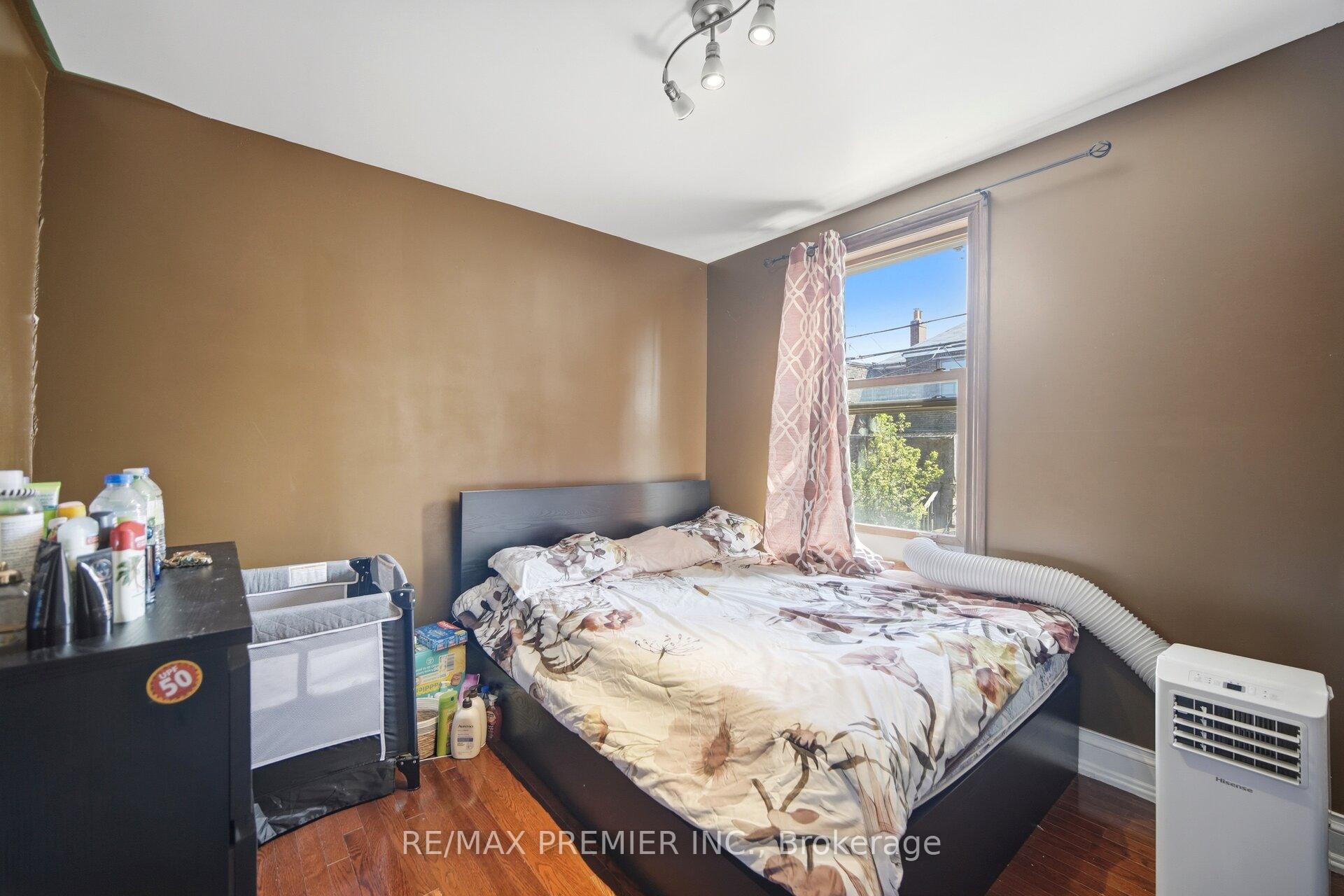 Photo 25 of 277 Old Weston Road, Toronto, Weston-Pellam Park — HOMEH