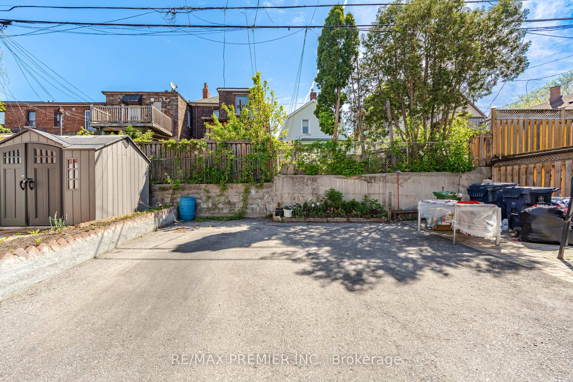 Photo 33 of 277 Old Weston Road, Toronto, Weston-Pellam Park — HOMEH