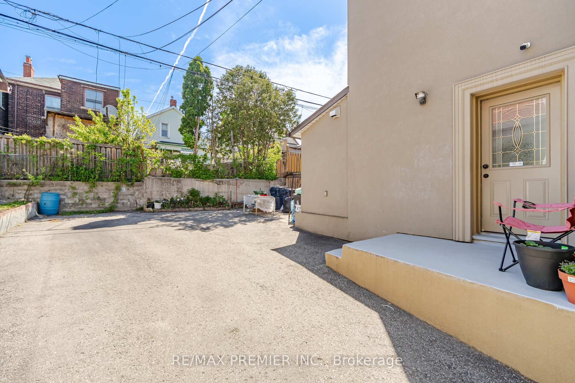 Photo 36 of 277 Old Weston Road, Toronto, Weston-Pellam Park — HOMEH