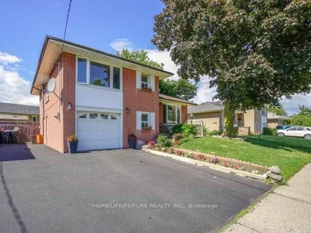 Front of Unit Bsmt, 4 Wonderland Drive