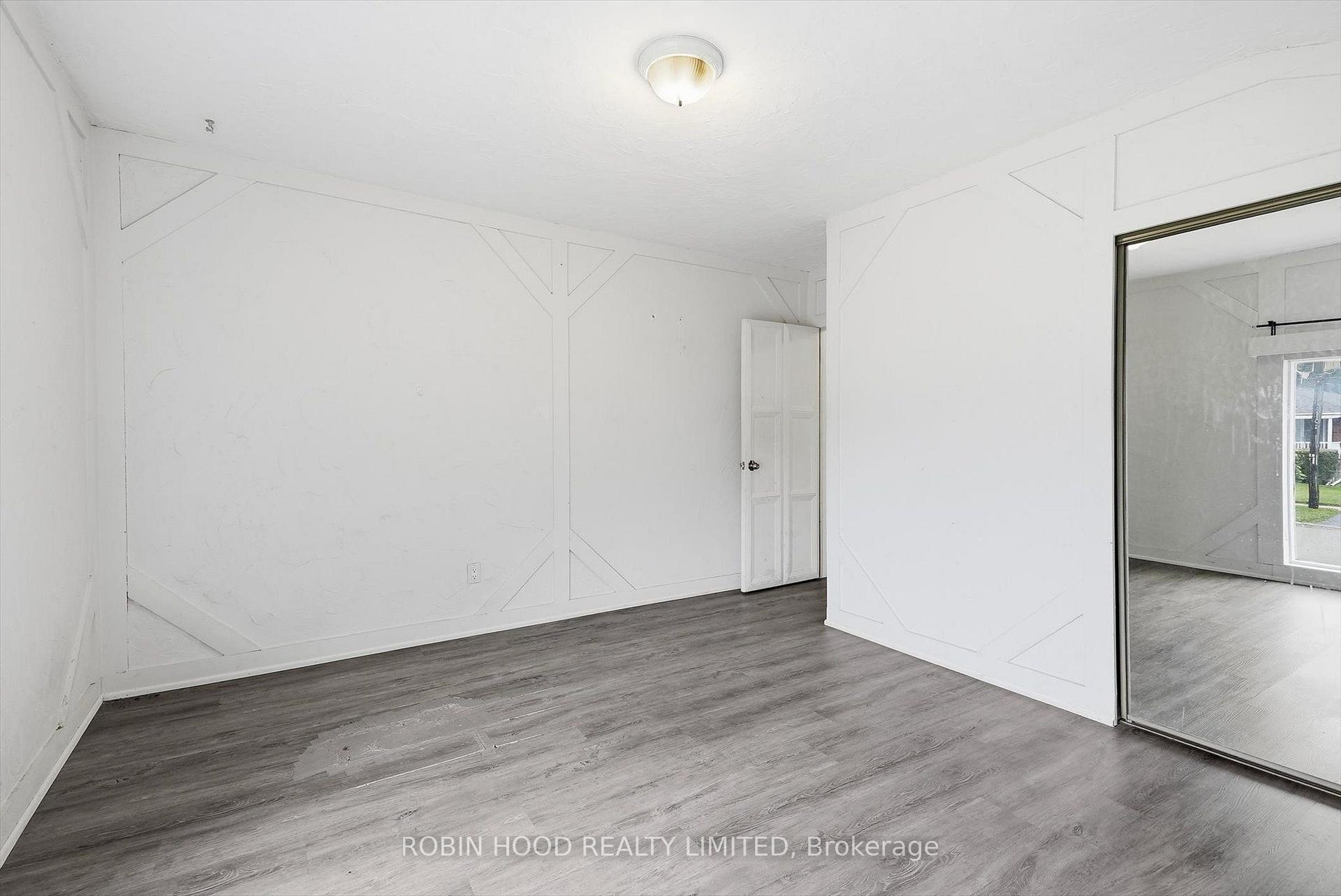 Photo 19 of 8 Pandora Circle, Scarborough, Woburn — HOMEH
