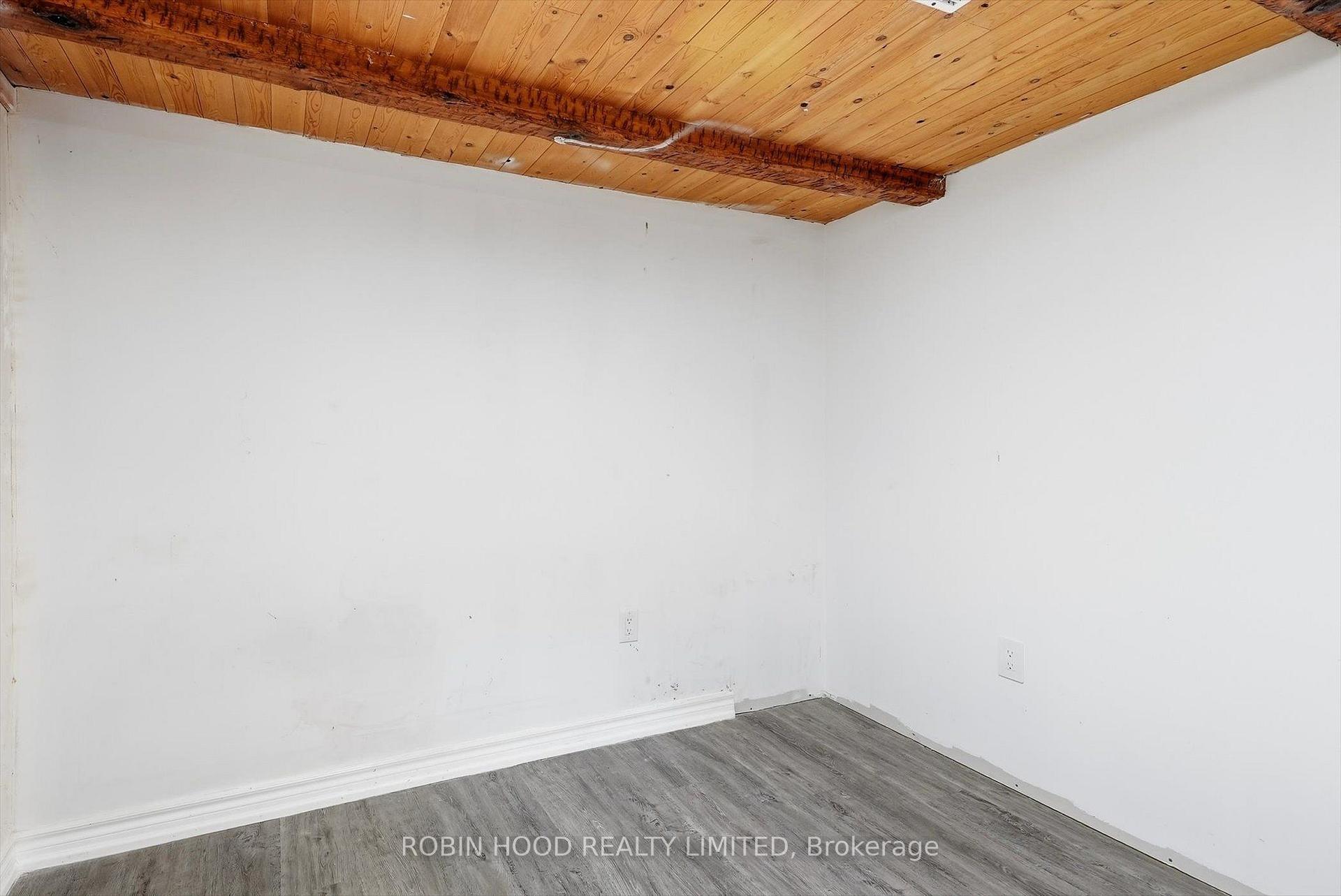 Photo 35 of 8 Pandora Circle, Scarborough, Woburn — HOMEH