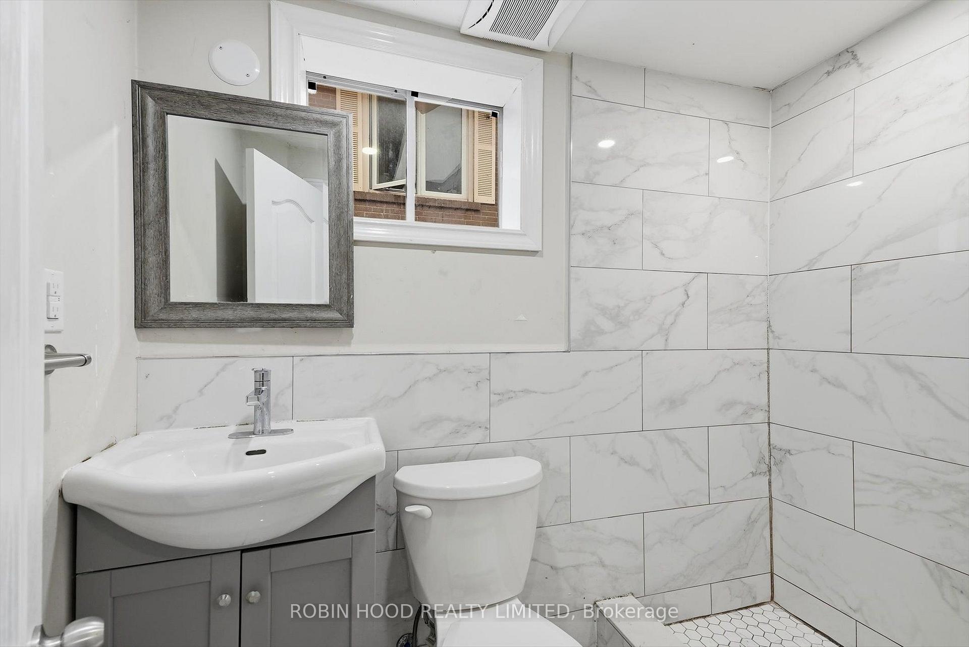 Photo 38 of 8 Pandora Circle, Scarborough, Woburn — HOMEH