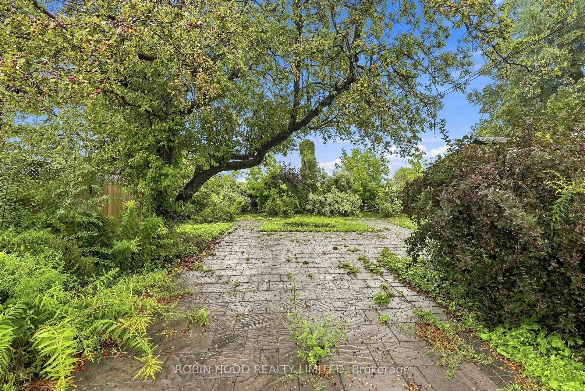 Photo 44 of 8 Pandora Circle, Scarborough, Woburn — HOMEH