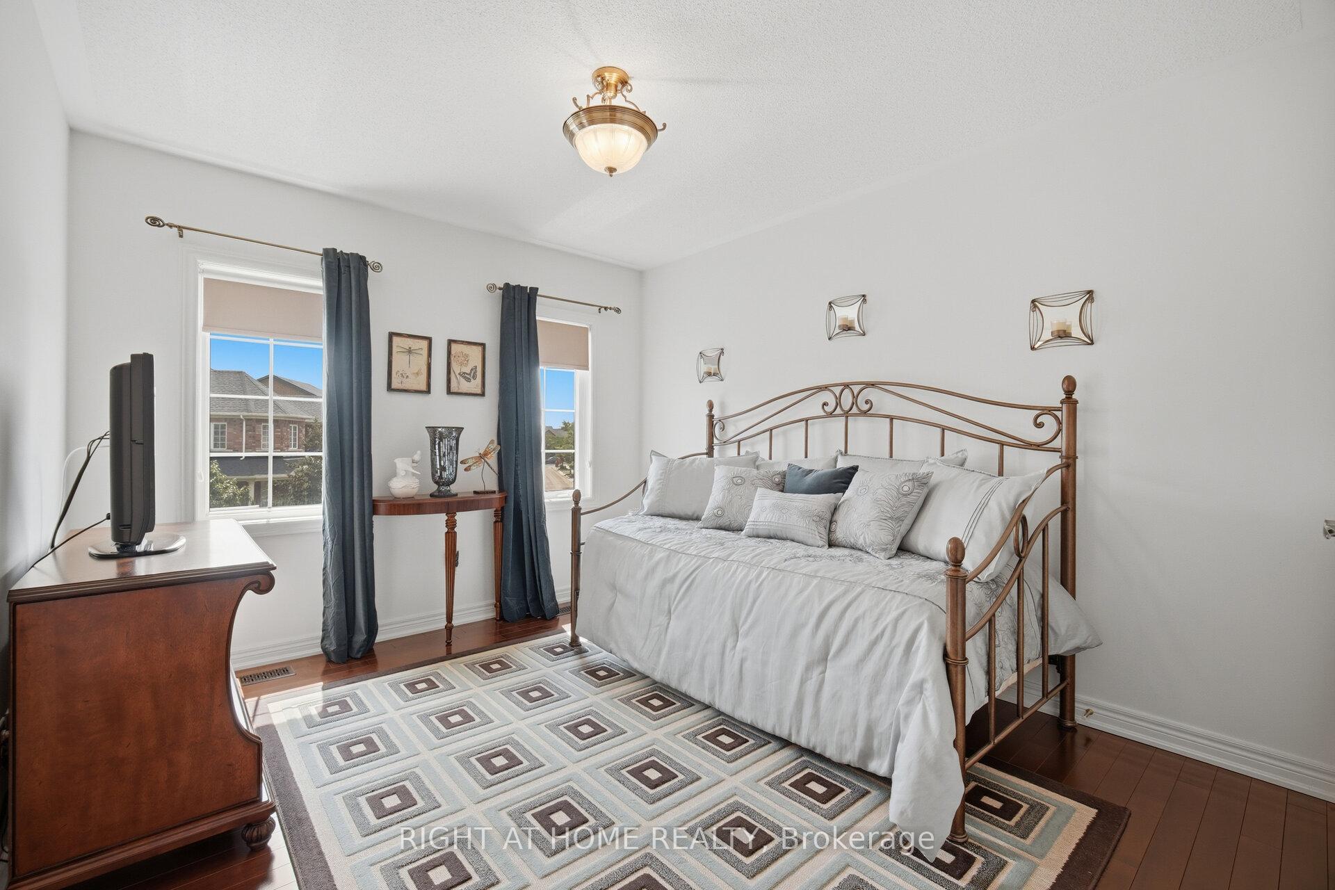 Photo 20 of 406 Chandler Crescent, Milton, Scott — HOMEH