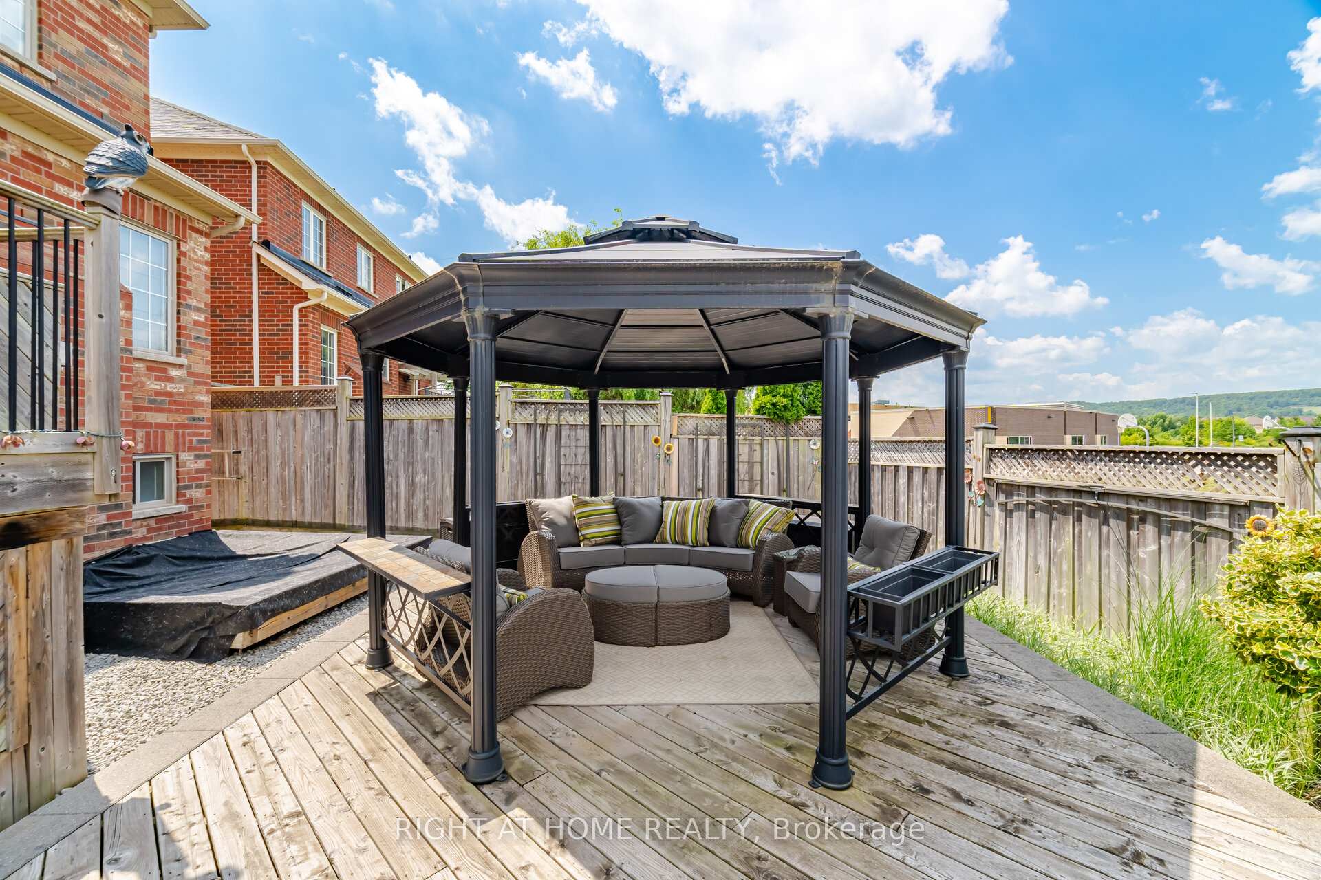 Photo 40 of 406 Chandler Crescent, Milton, Scott — HOMEH