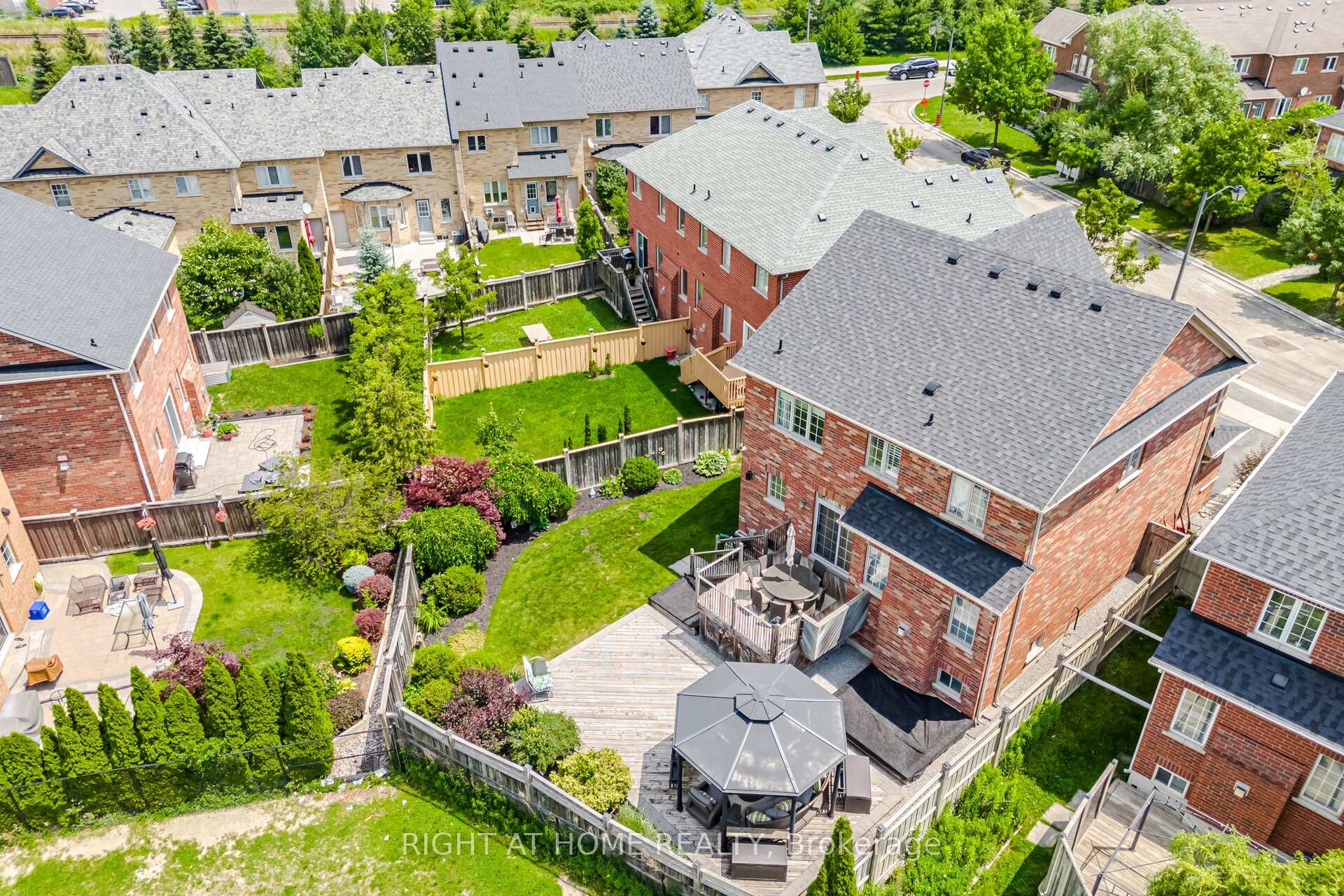 Photo 43 of 406 Chandler Crescent, Milton, Scott — HOMEH