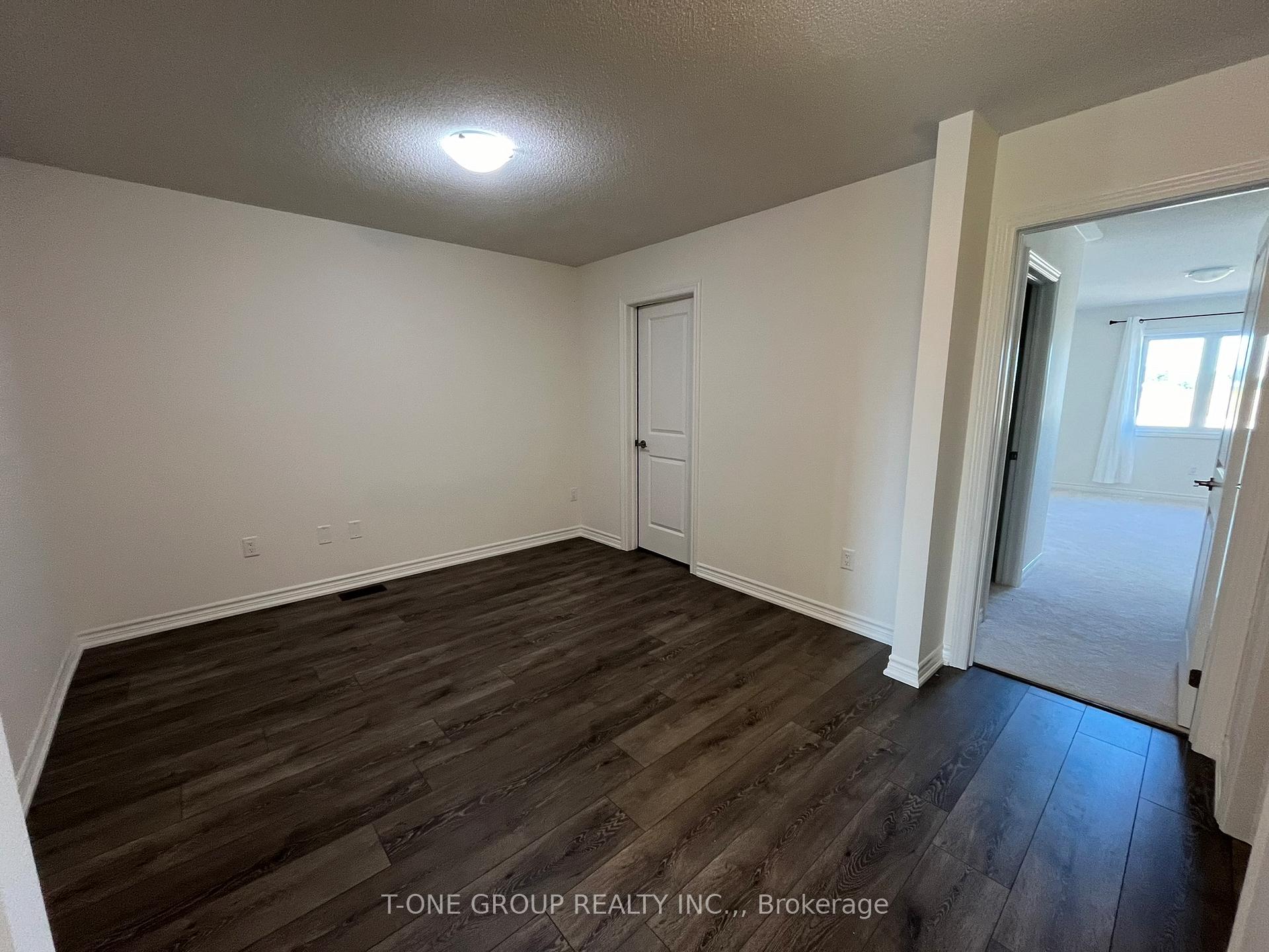 Photo 18 of 103 Greer Street, Barrie, Rural Barrie Southeast — HOMEH