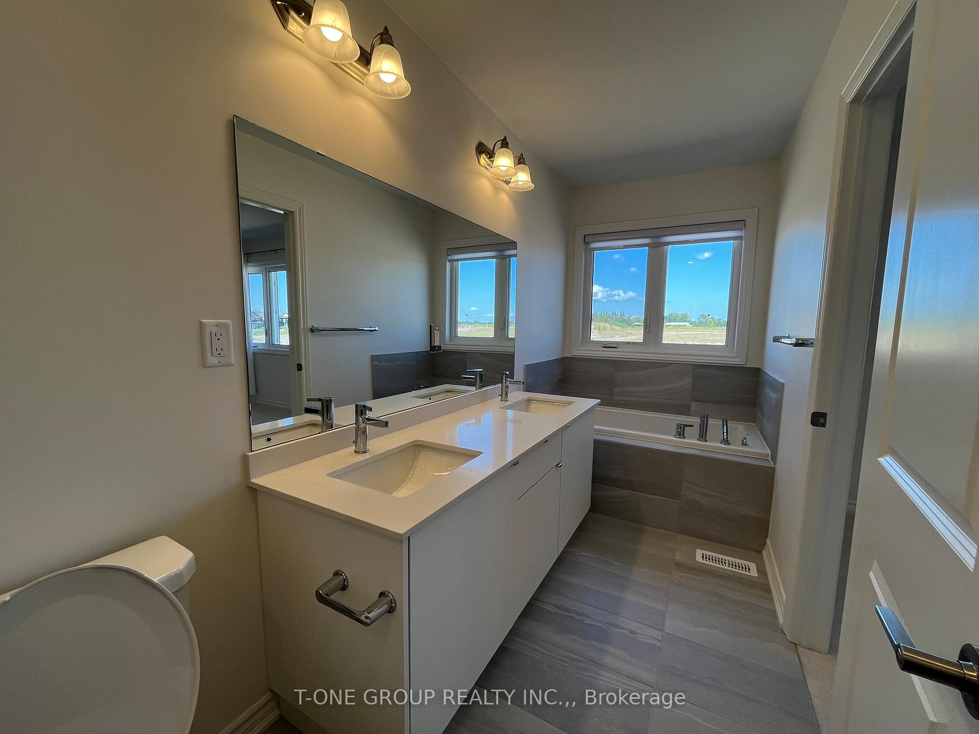 Photo 22 of 103 Greer Street, Barrie, Rural Barrie Southeast — HOMEH