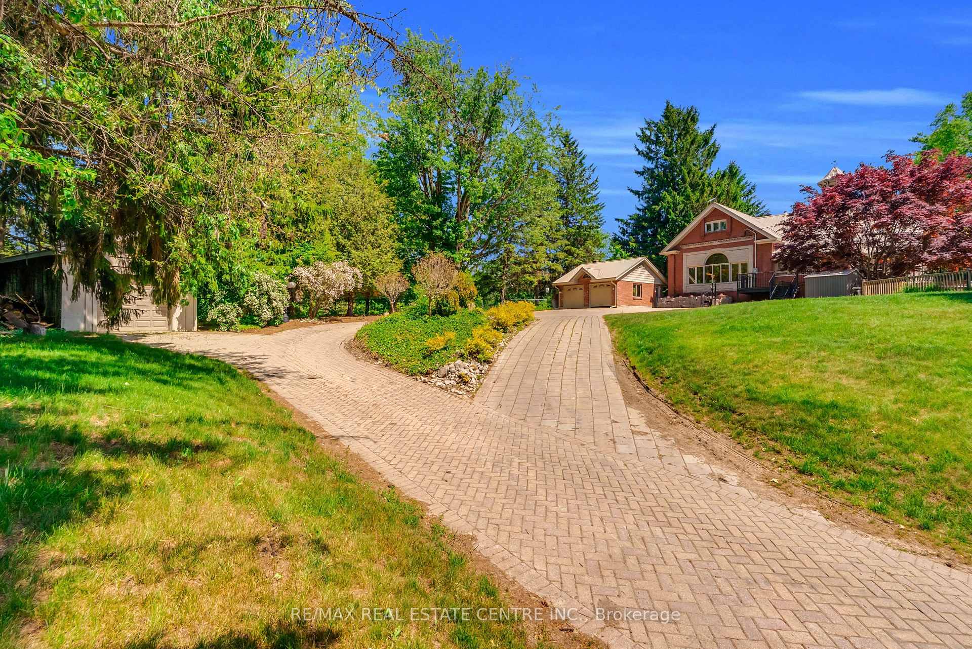 Photo 4 of 1560 Elgin Road, Thames Centre, Rural Thames Centre — HOMEH