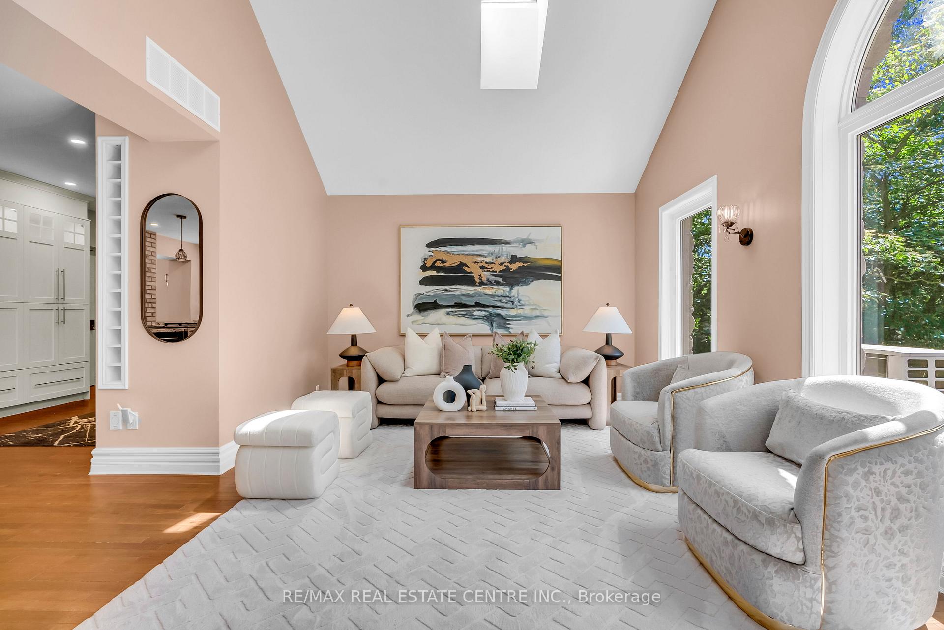 Photo 8 of 1560 Elgin Road, Thames Centre, Rural Thames Centre — HOMEH