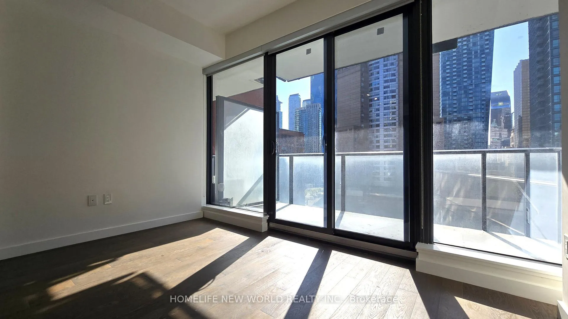 Photo 4 of Unit 1006, 2A Church Street, Toronto, Waterfront Communities — HOMEH