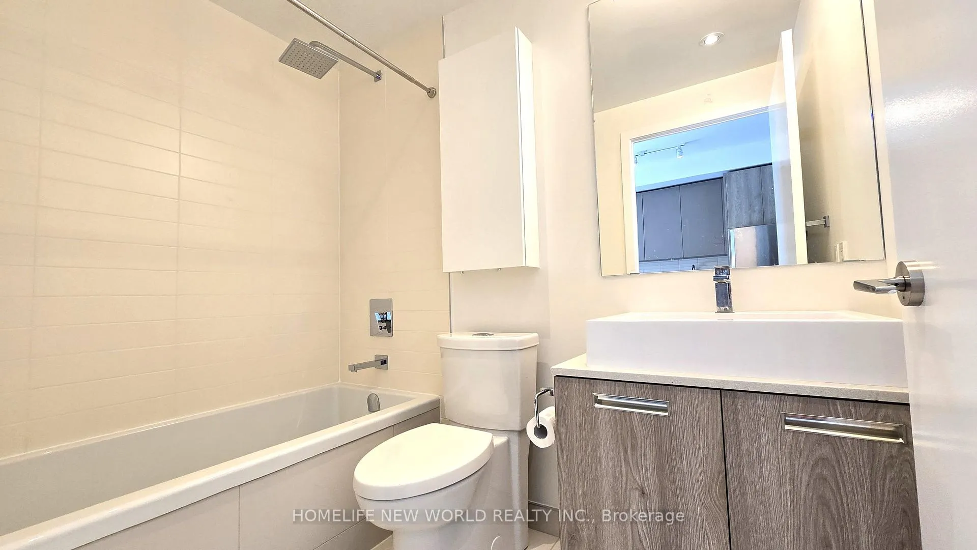 Photo 10 of Unit 1006, 2A Church Street, Toronto, Waterfront Communities — HOMEH