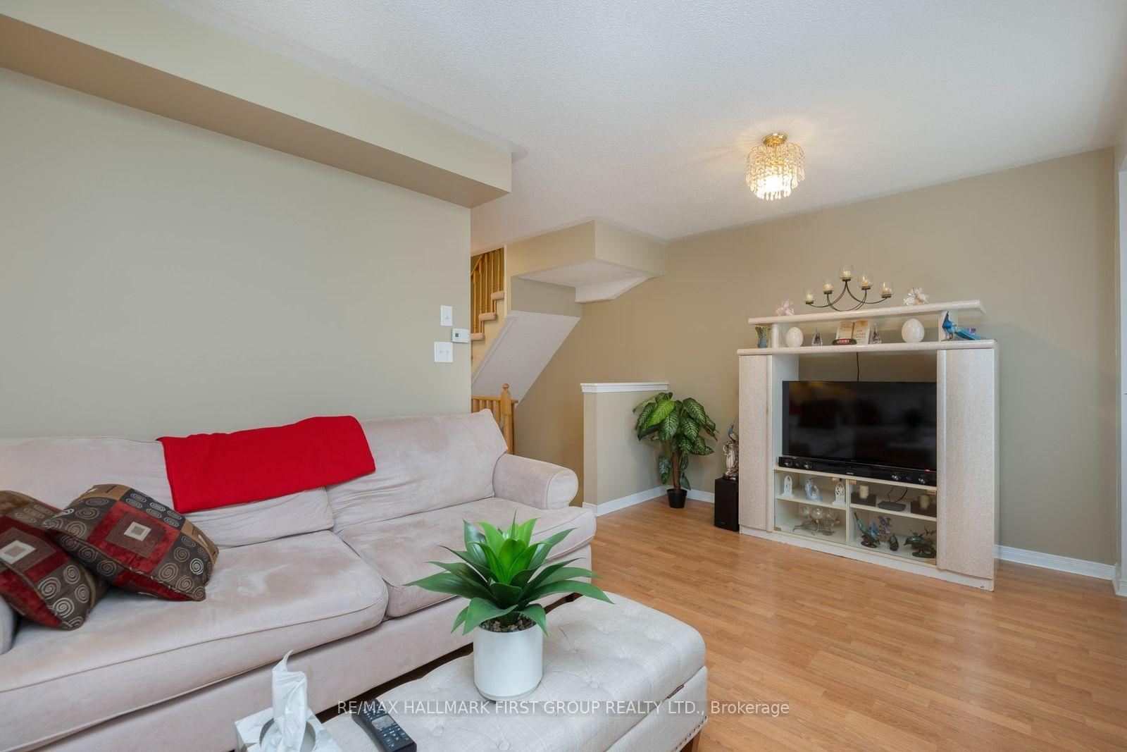 Photo 11 of Unit 61, 1850 Kingston Road, Pickering, Village East — HOMEH