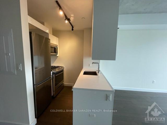 Photo 7 of Unit 804, 224 Lyon Street, Ottawa, Ottawa Centre — HOMEH