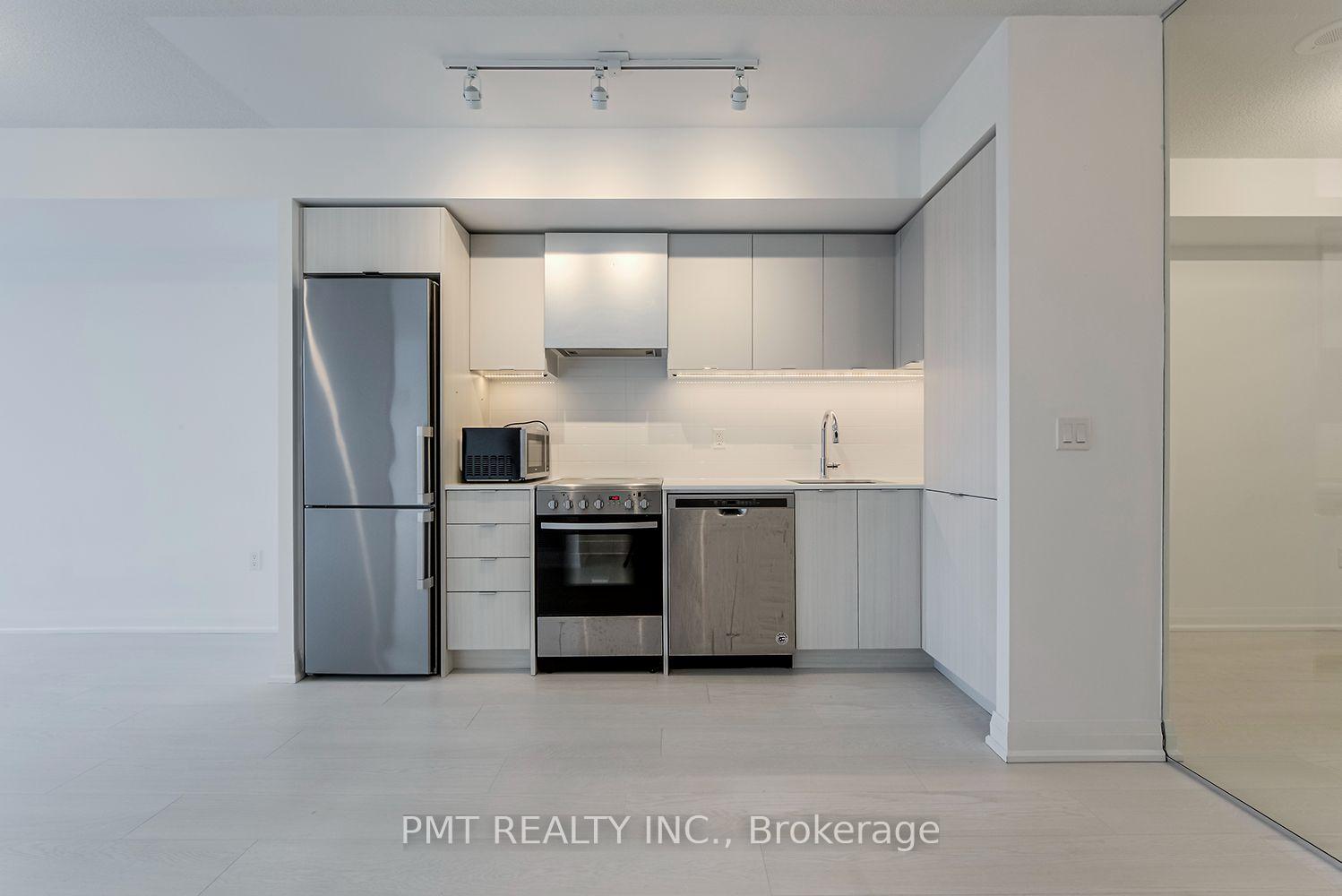Photo 6 of Unit 614, 10 Gibbs Road, Etobicoke, Islington-City Centre West — HOMEH